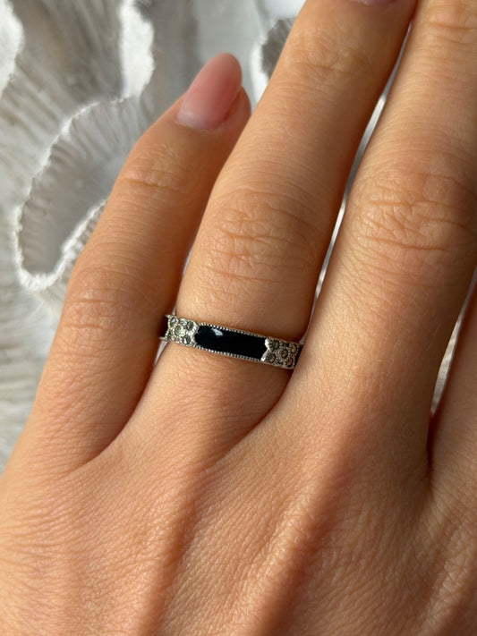 925 Sterling Silver Onyx & Marcasite Ring Size 6.5