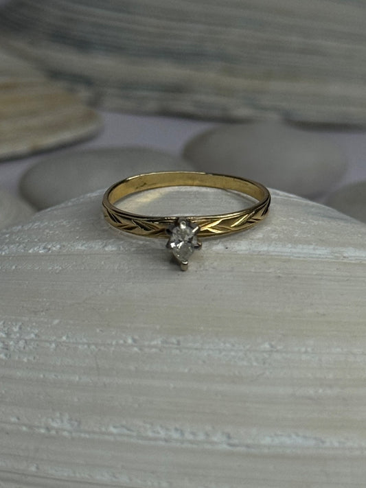 14K P HKS Yellow Gold Diamond 0.10 Carat Ring Size 6