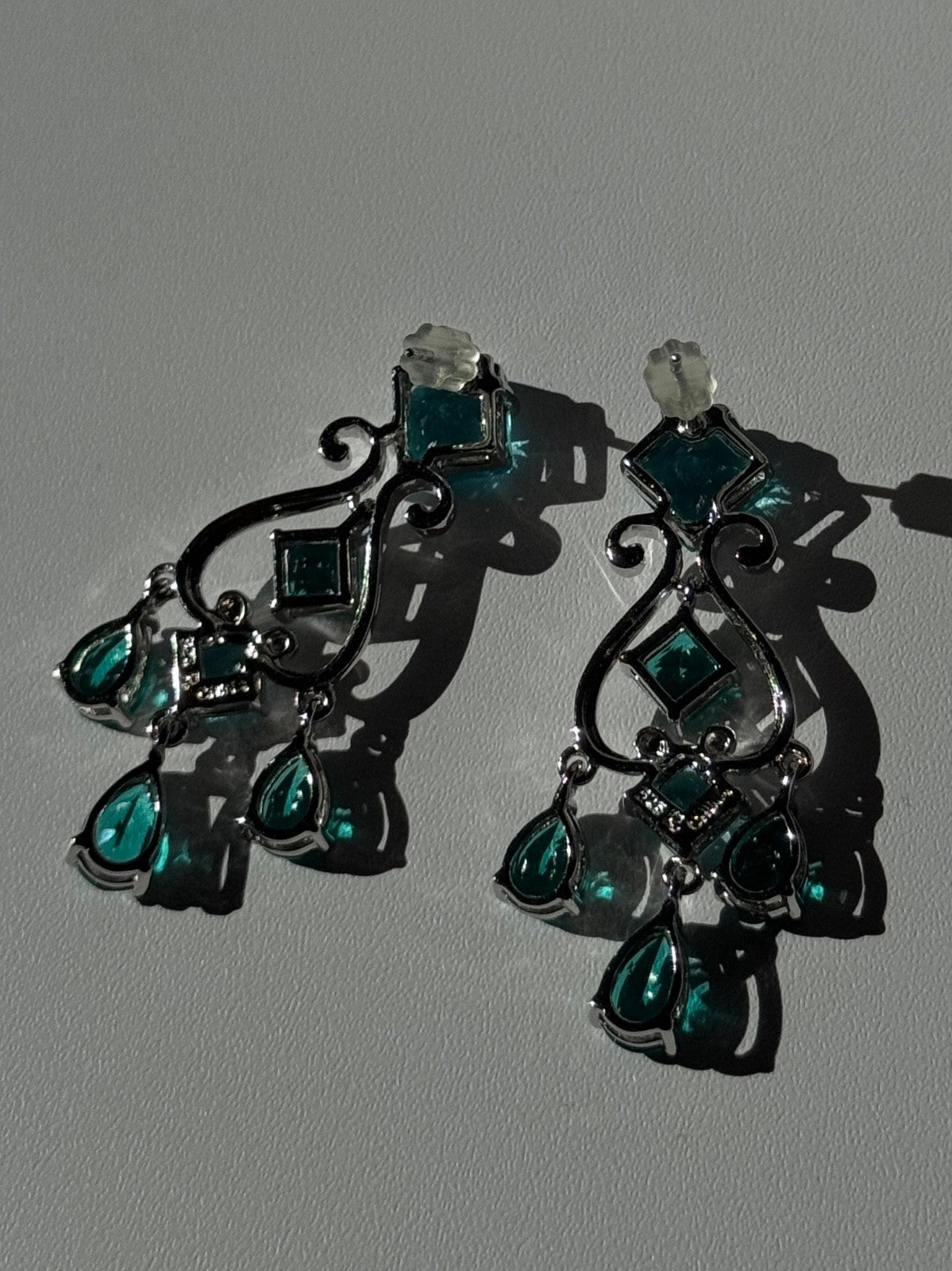 Shiny 925 Sterling Silver Aquamarine & Emerald Earrings