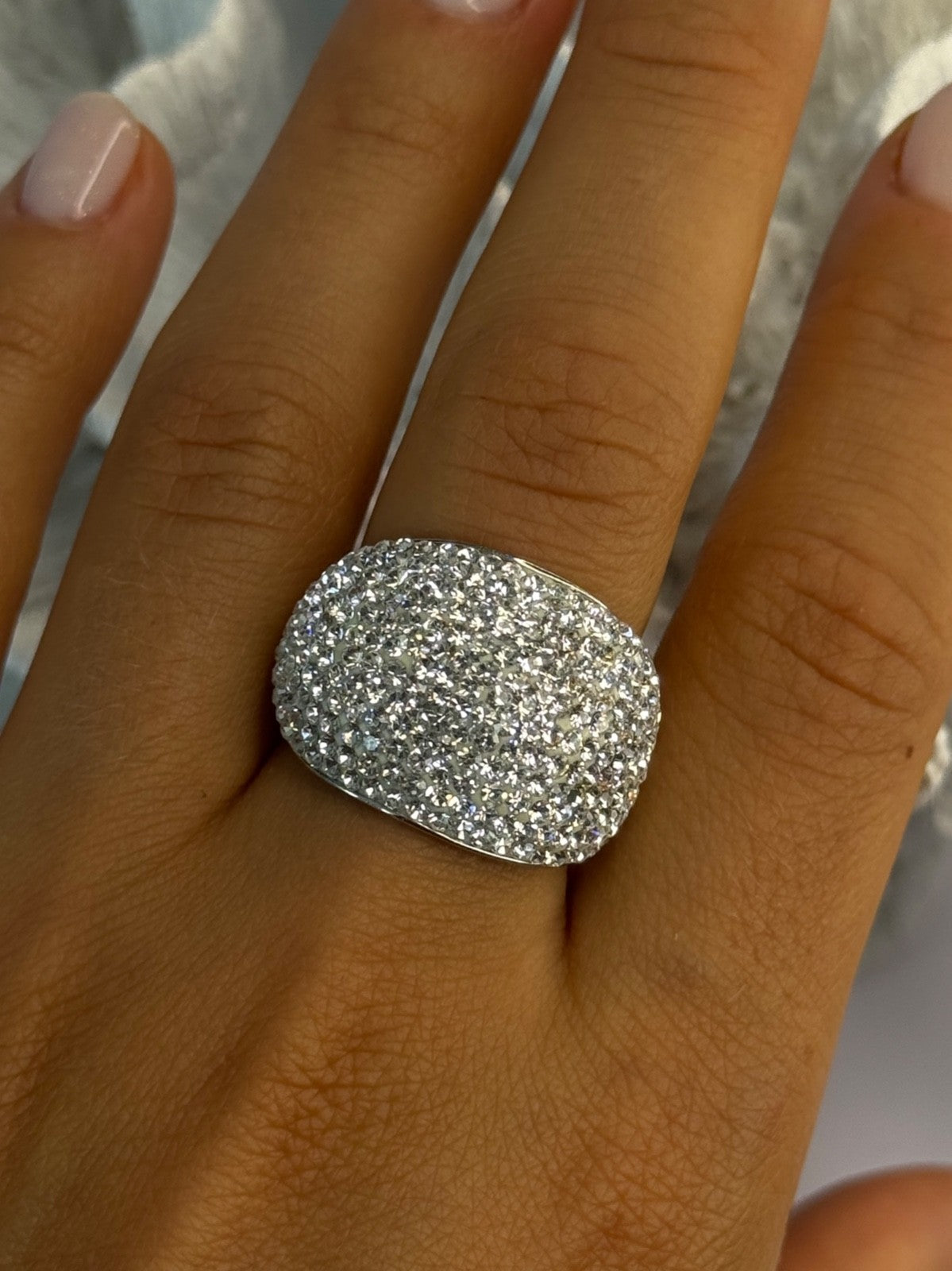 Beautiful 925 Sterling Silver CZ Ring Size 8