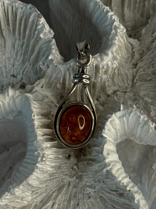 925 Sterling Silver Amber Pendant Length 1.20 Inch