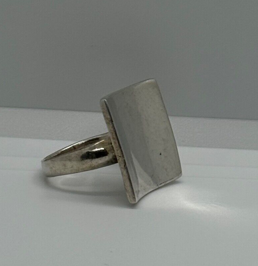925 Sterling Silver Ring Size 8