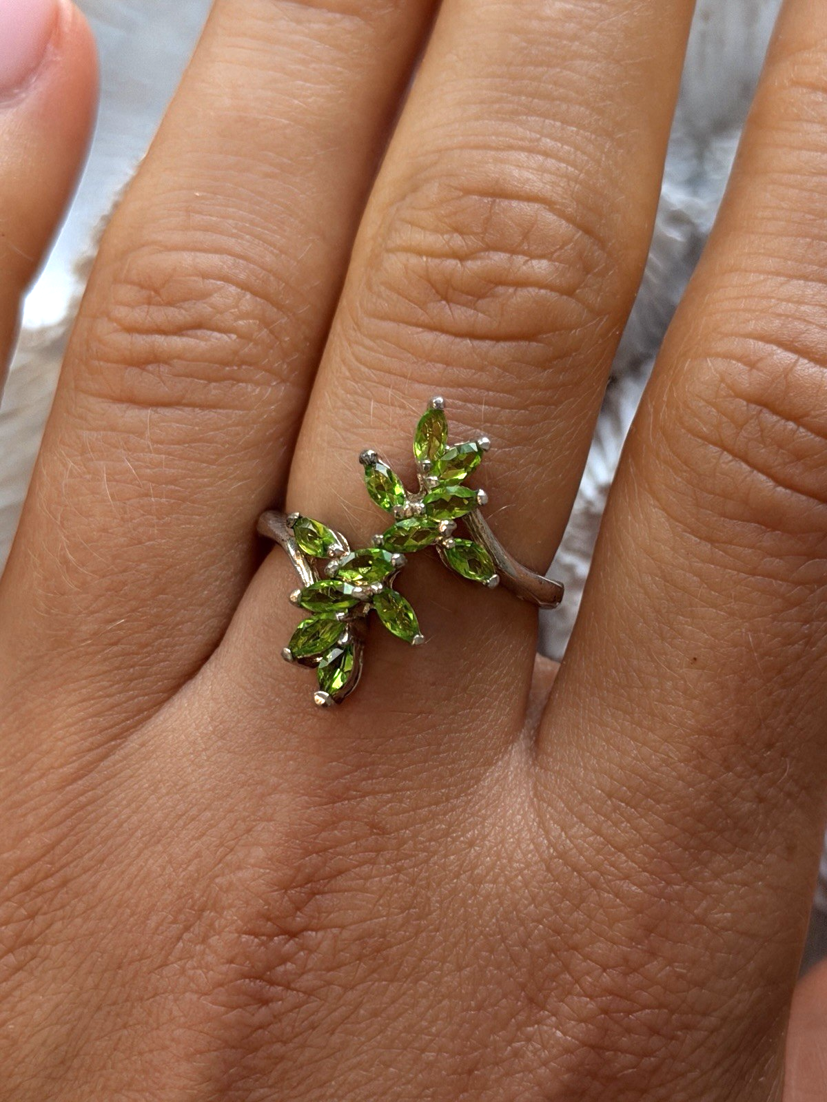 925 Sterling Silver Green Peridot Flower Ring Adjustable