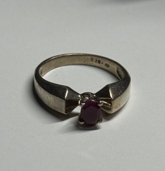 925 Sterling Silver Ruby Ring Size 6