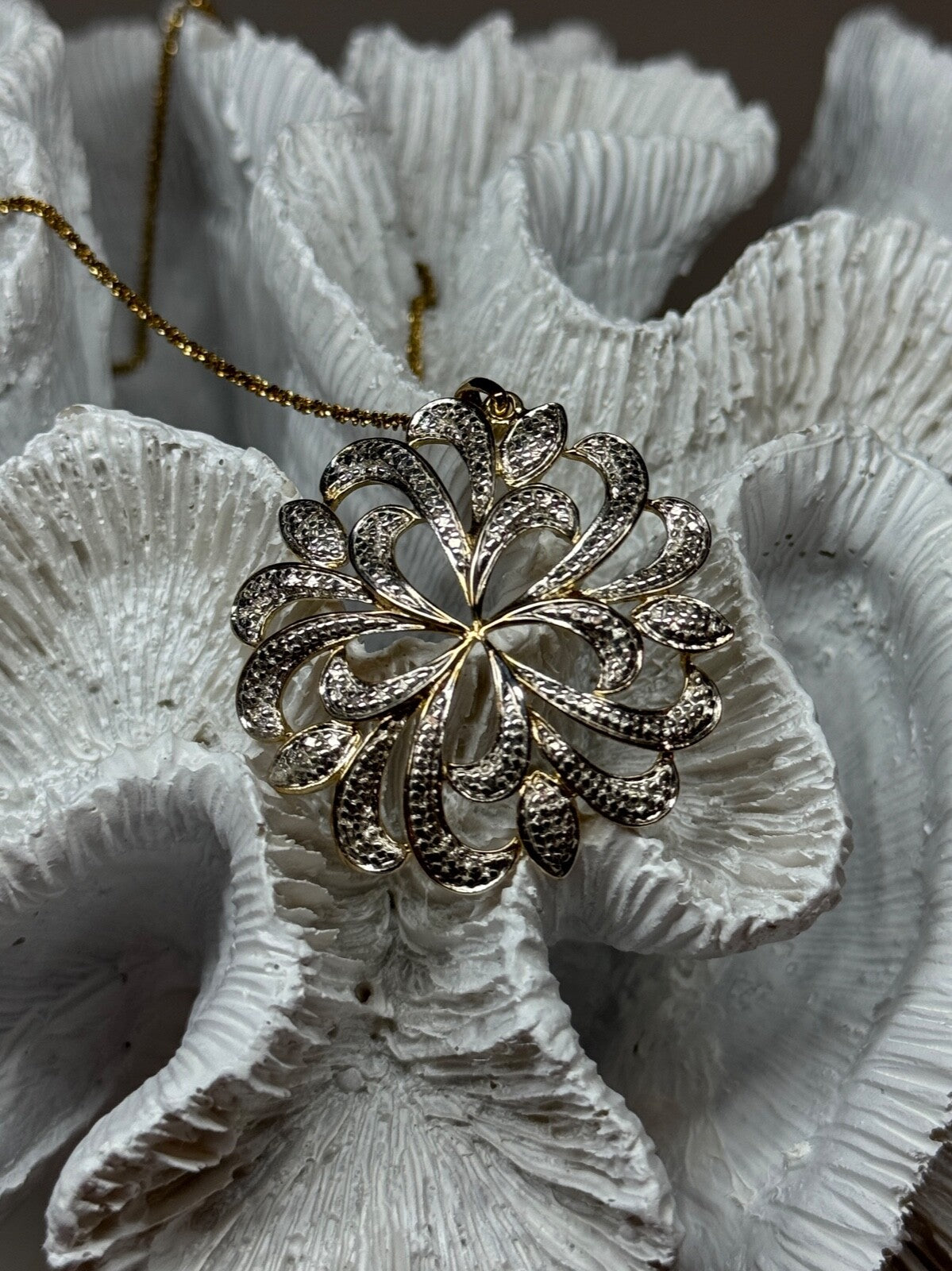 925 Sterling Silver Gold Plated Wild Flower Necklace