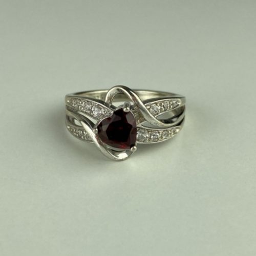 925 Sterling Silver Spinel & CZ "Heart" Ring Size 6.5