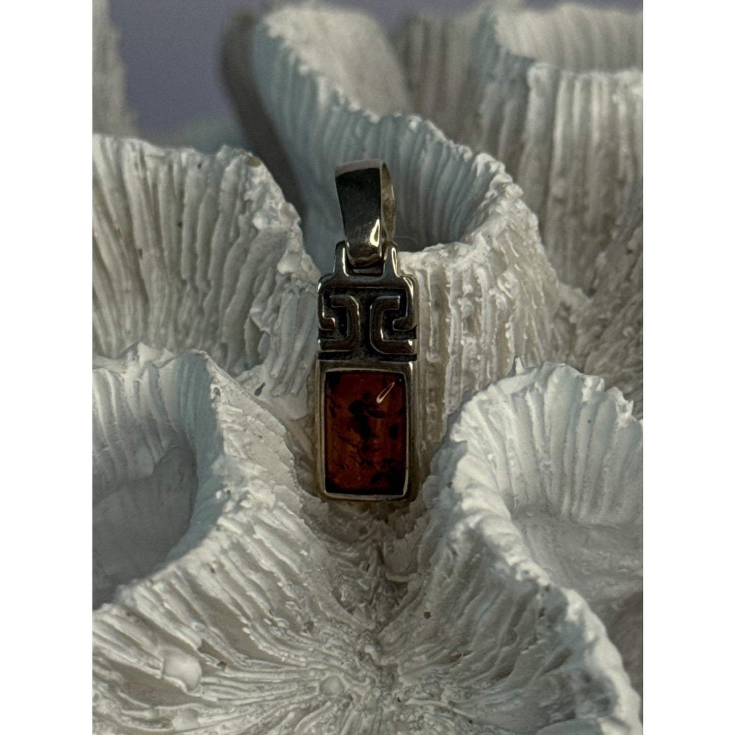 VINTAGE 925 STERLING SILVER AMBER PENDANT LENGTH 1.10 INCH