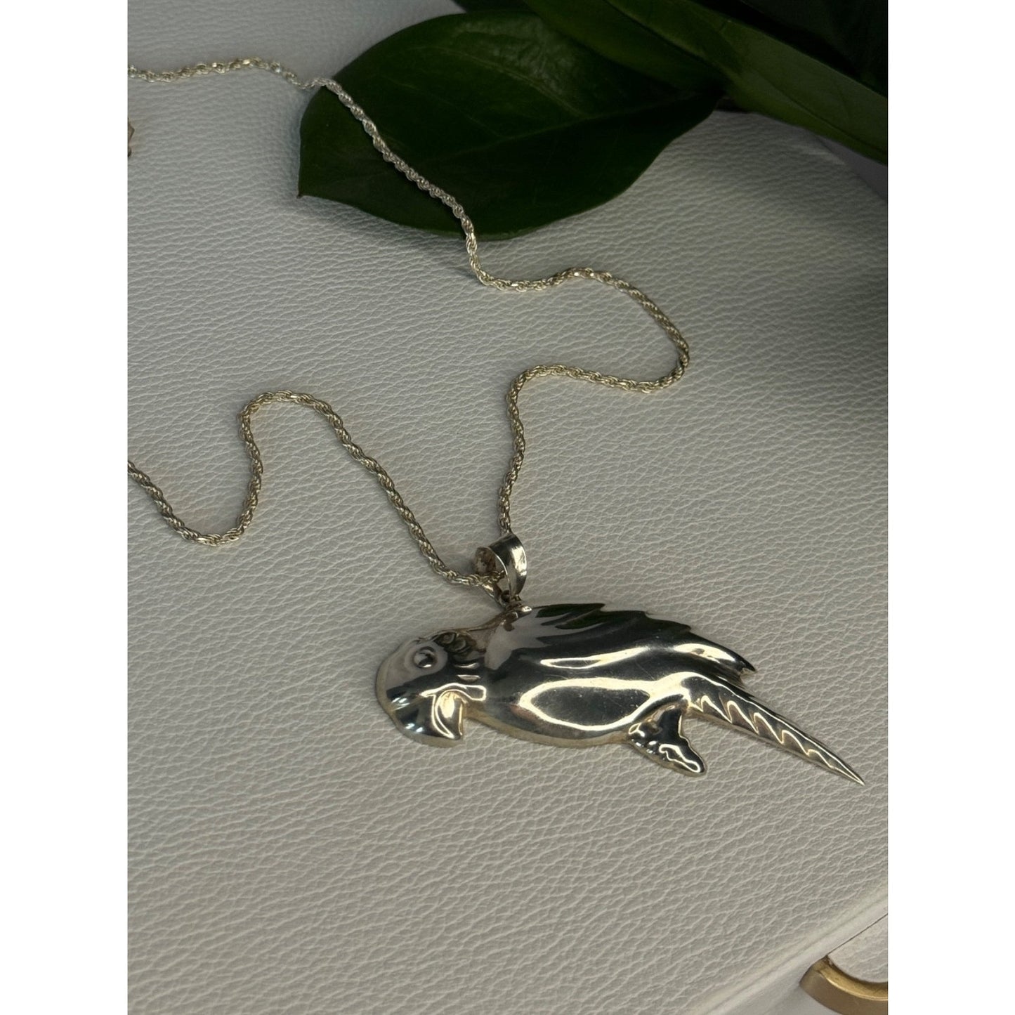 925 Sterling Silver Bird Necklace Length 20 inch
