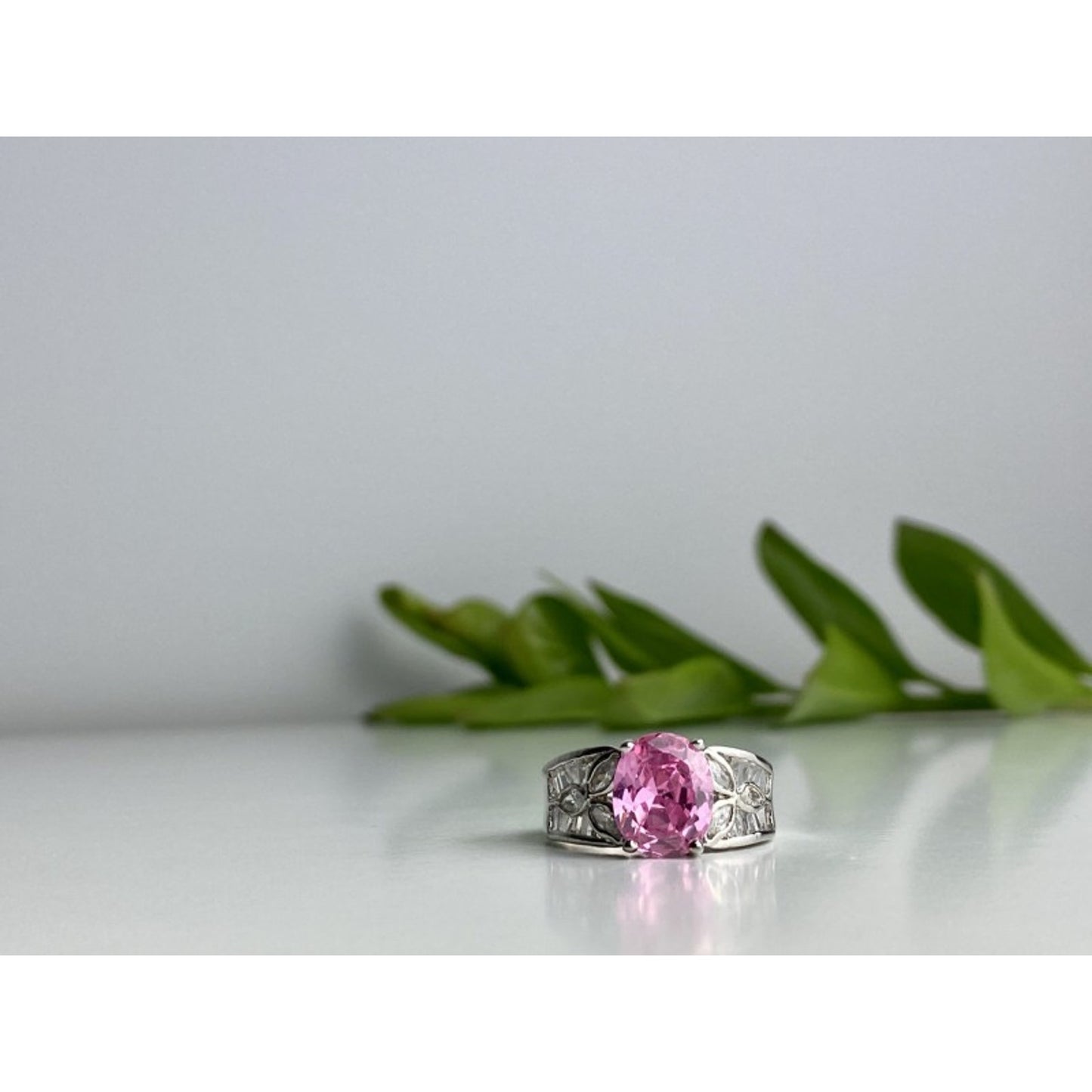 925 STERLING SILVER PINK & WHITE CZ RING SIZE 8