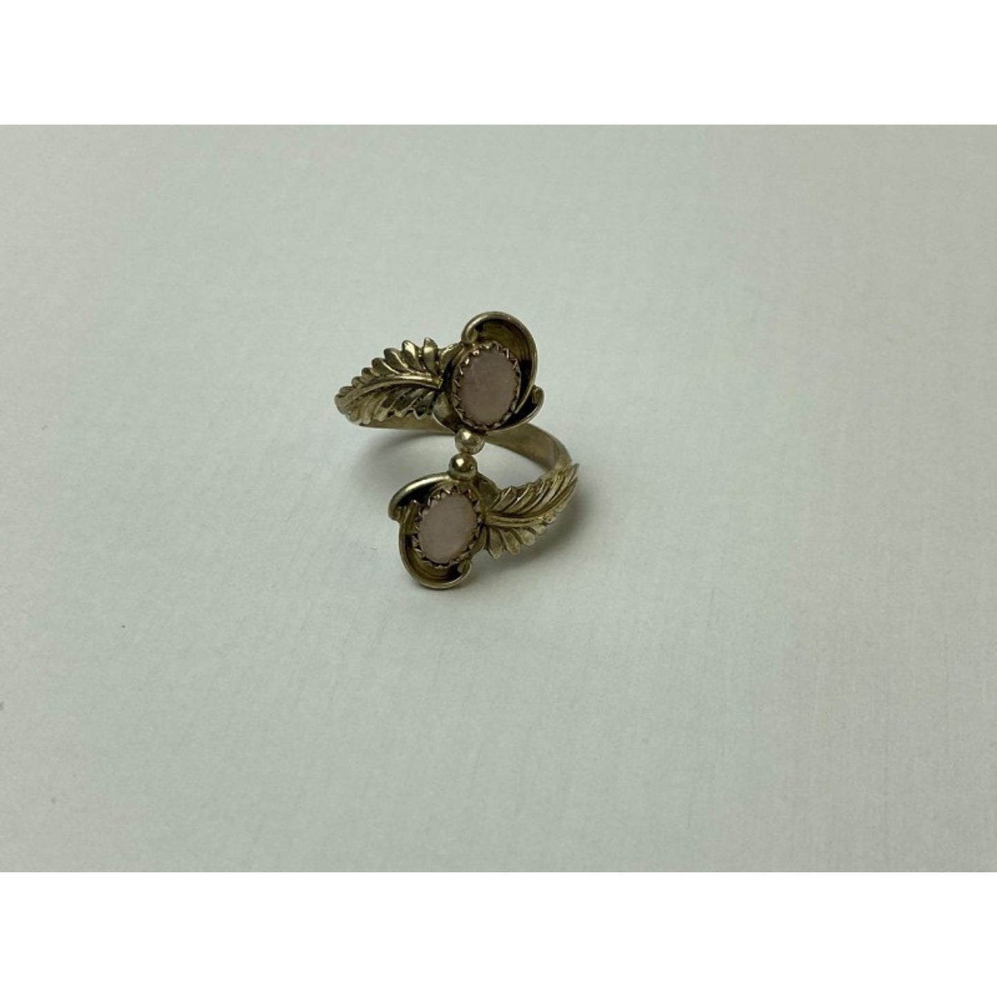 VINTAGE 925 STERLING SILVER MOTHER OF PEARL RING SIZE 8