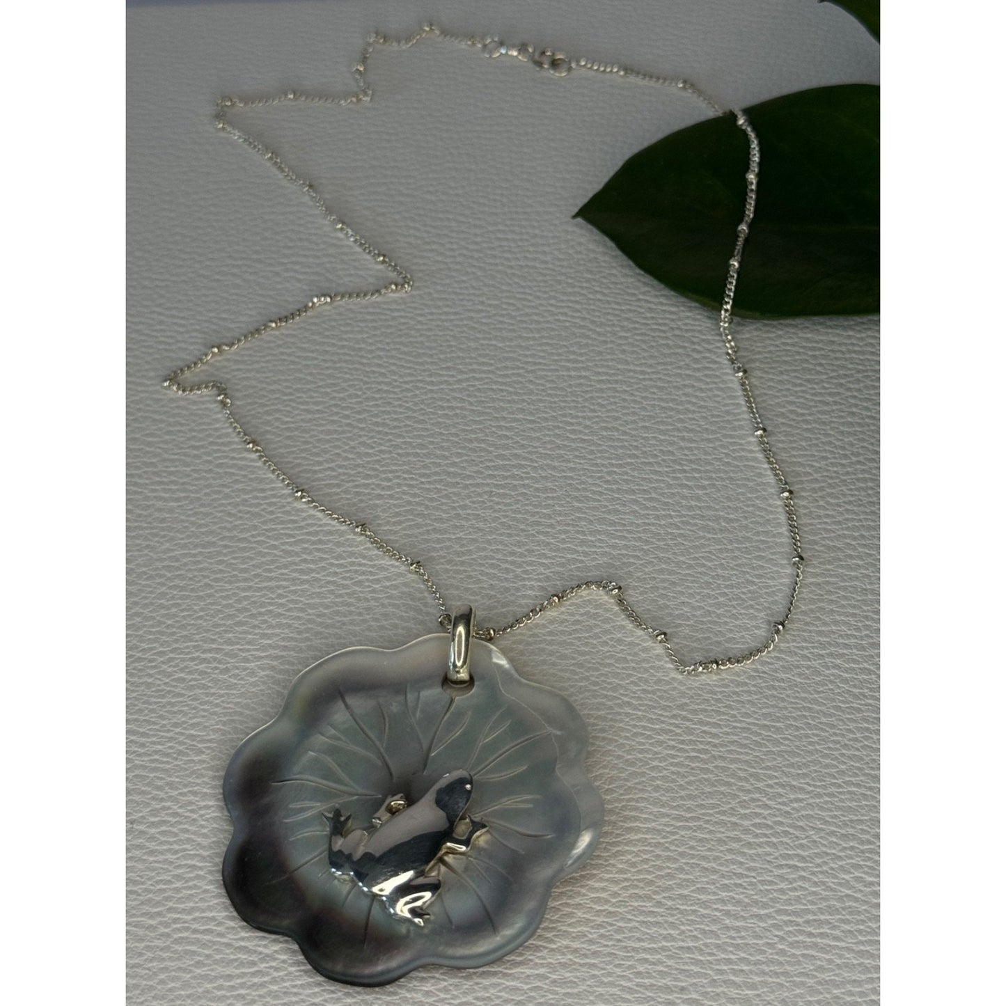 925 Sterling Silver Abalone Frog Necklace Length 19 inch