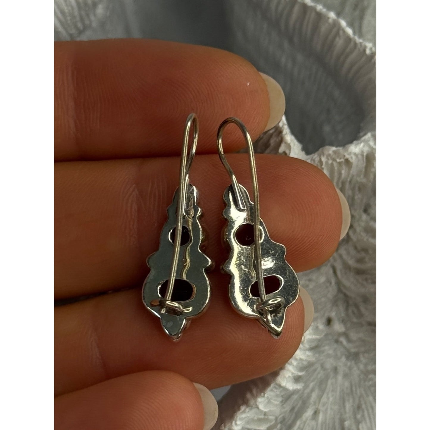 925 STERLING SILVER GARNET EARRINGS LENGTH 1.15 INCH
