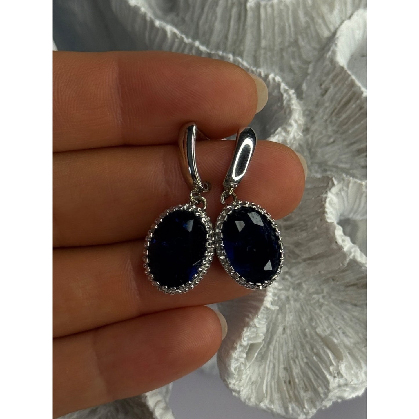 ELEGANT 925 STERLING SILVER SAPPHIRE EARRINGS LENGTH 1.20 INCH