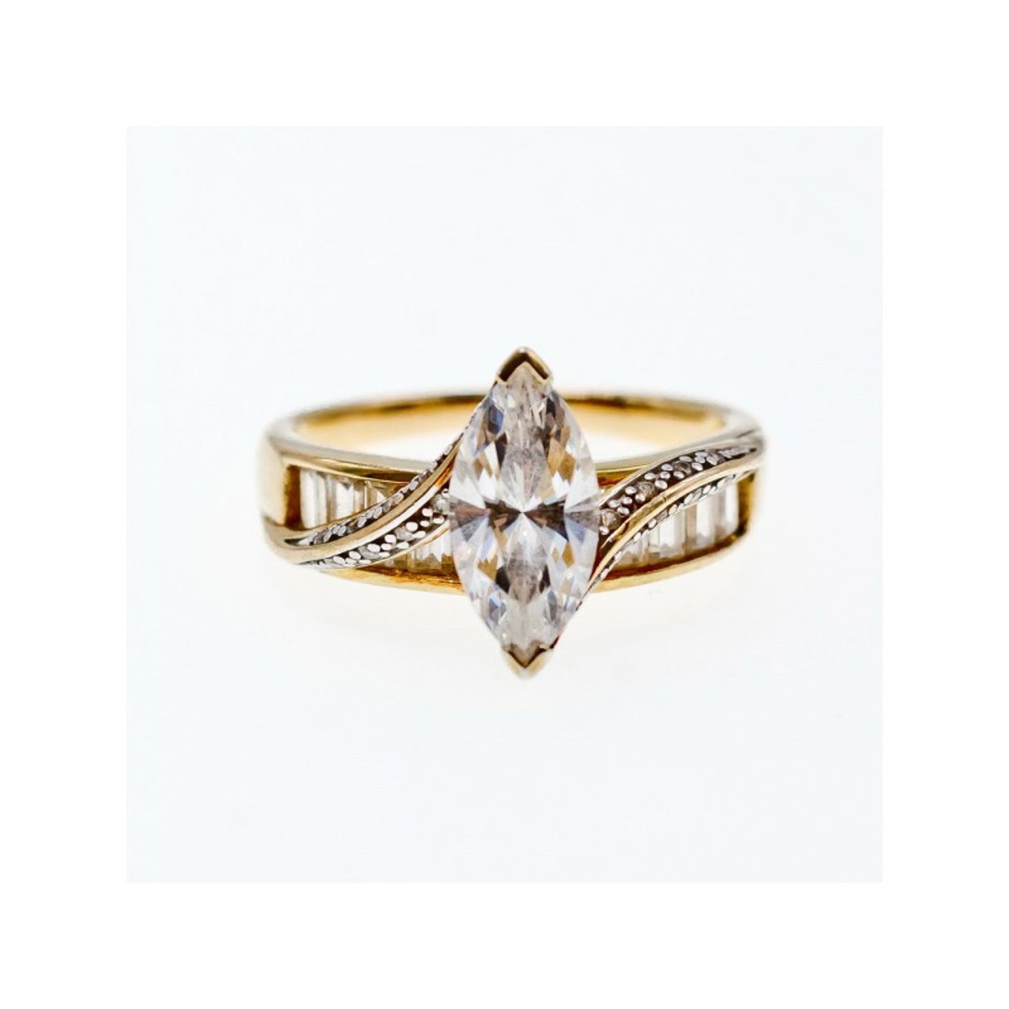 925 STERLING SILVER GOLD PLATED CZ RING SIZE 10.5