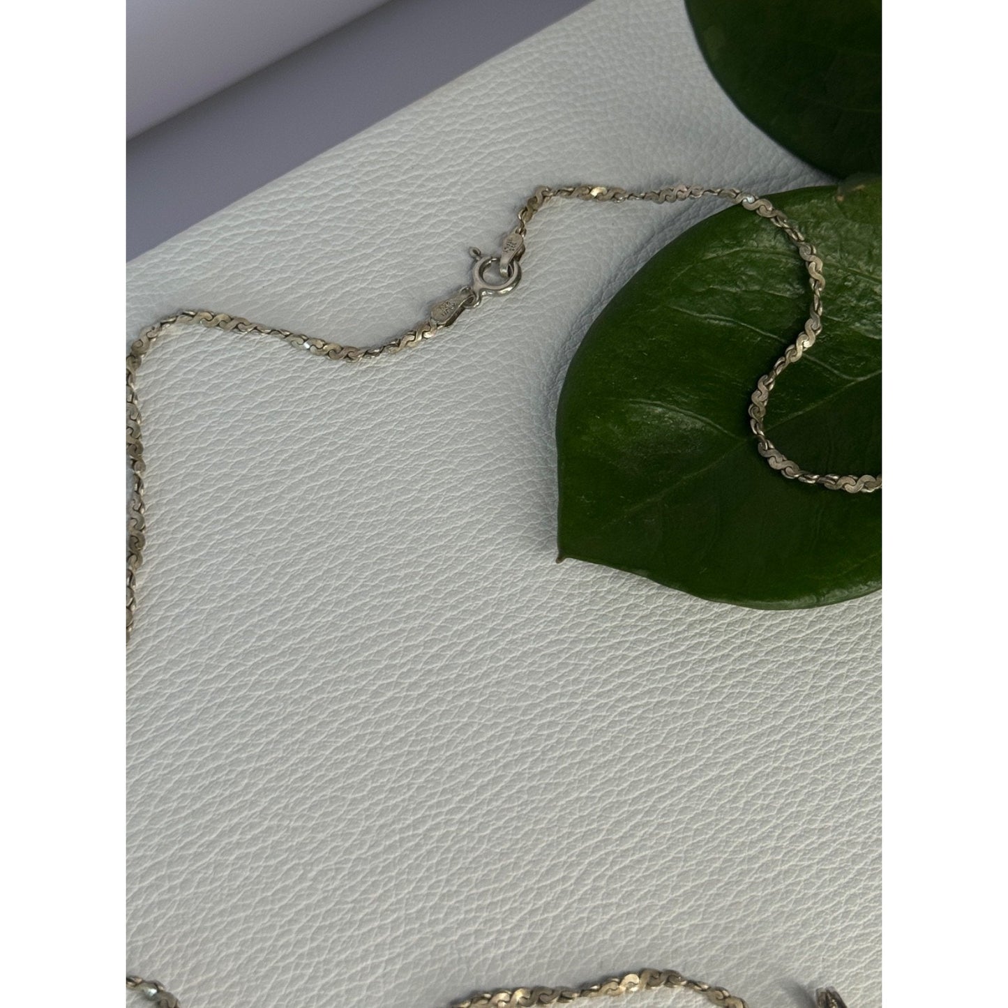 Vintage 925 Sterling Silver Necklace Length 18 inch