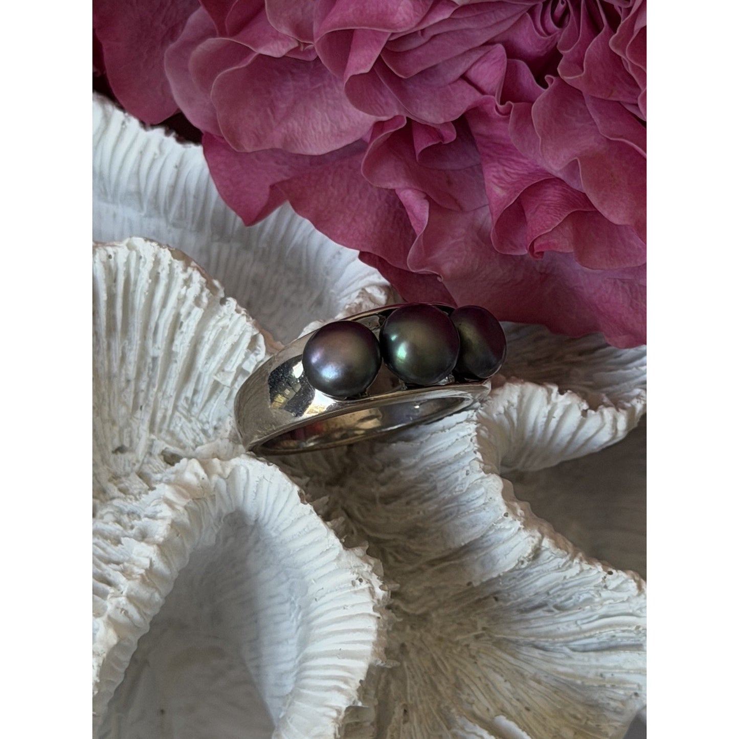 925 Sterling Silver Black Pearl Ring Size 9