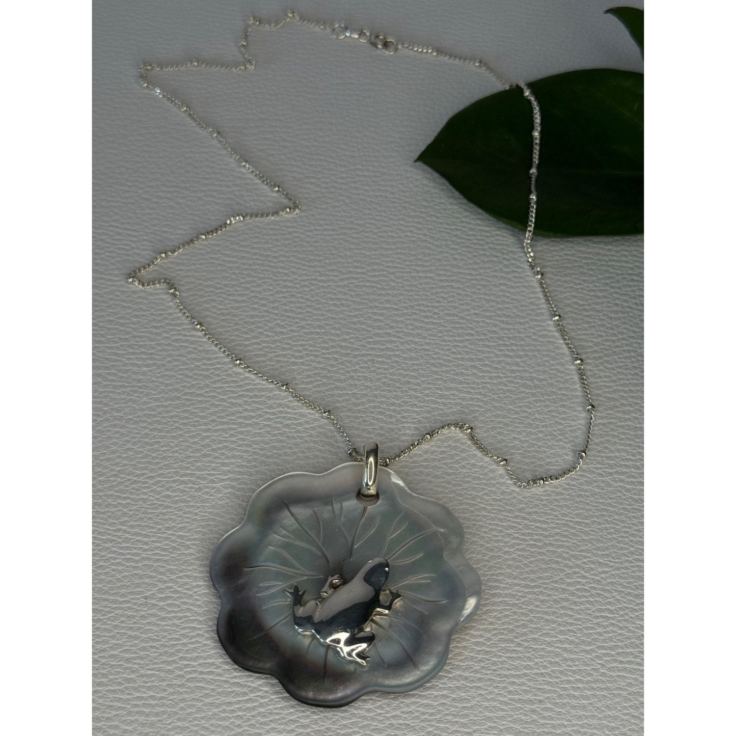 925 Sterling Silver Abalone Frog Necklace Length 19 inch