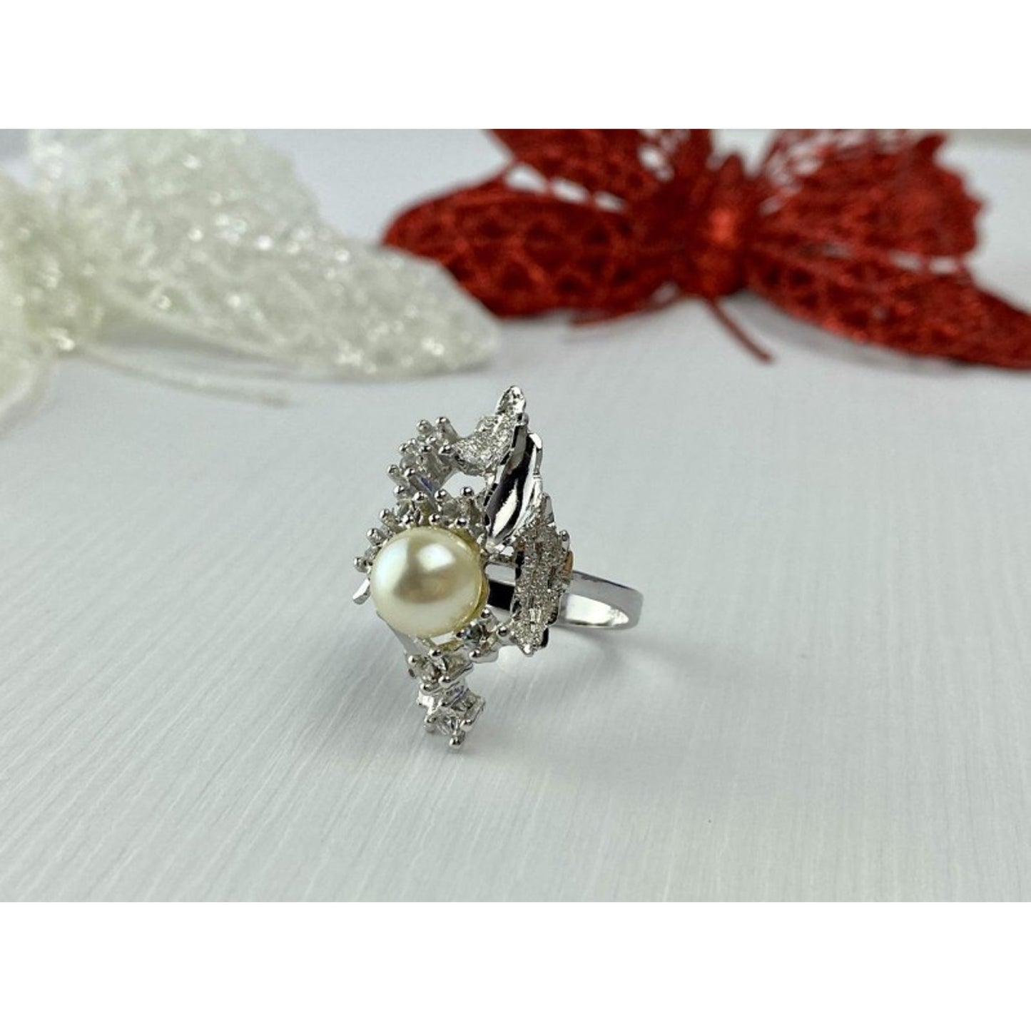 925 STERLING SILVER PEARL & CZ RING SIZE 6