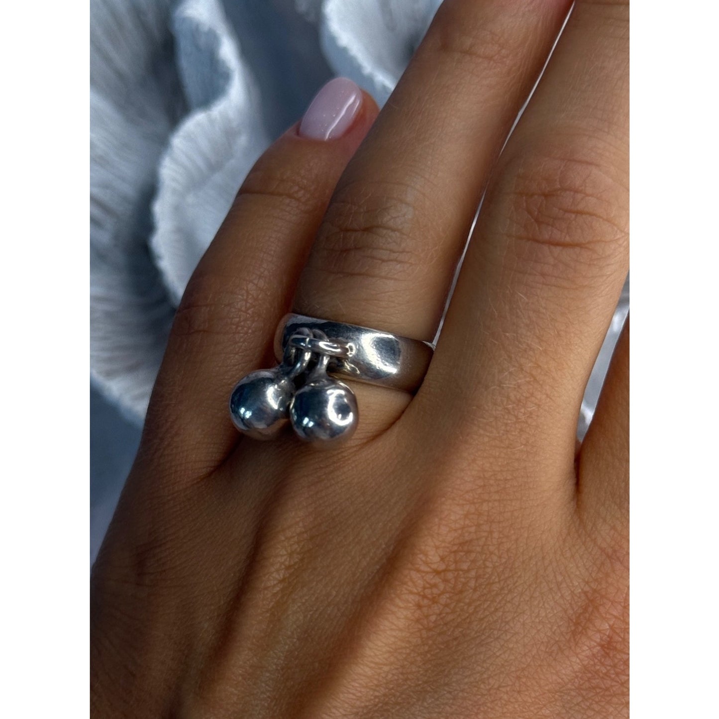 VINTAGE BELLS 925 STERLING SILVER RING SIZE 7