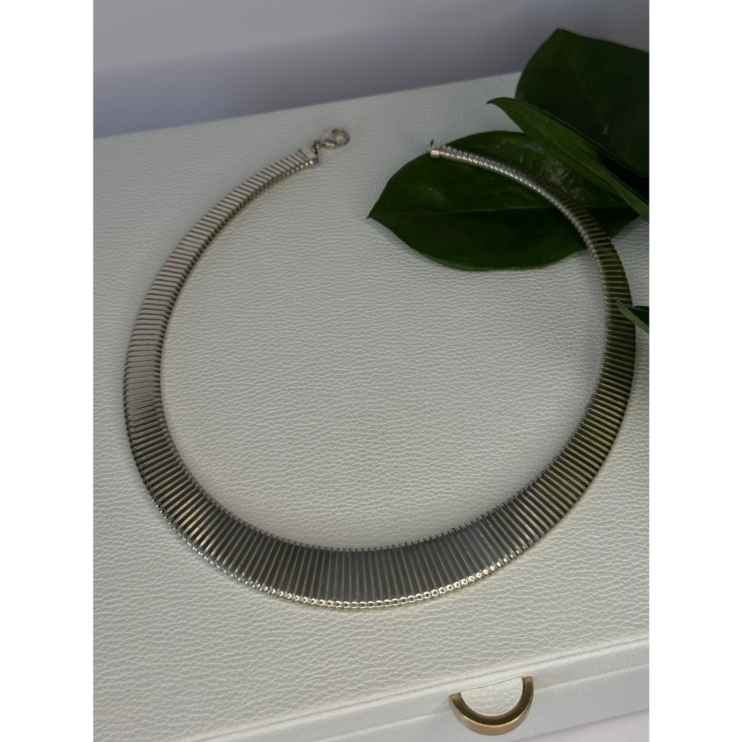 Elegant Design 925 Sterling Silver Necklace Length 17 inch