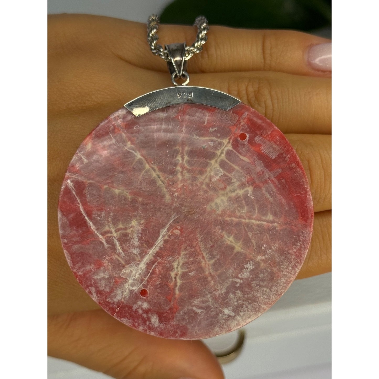 925 Sterling Silver Red Shell Necklace Pendant Length 3 inch