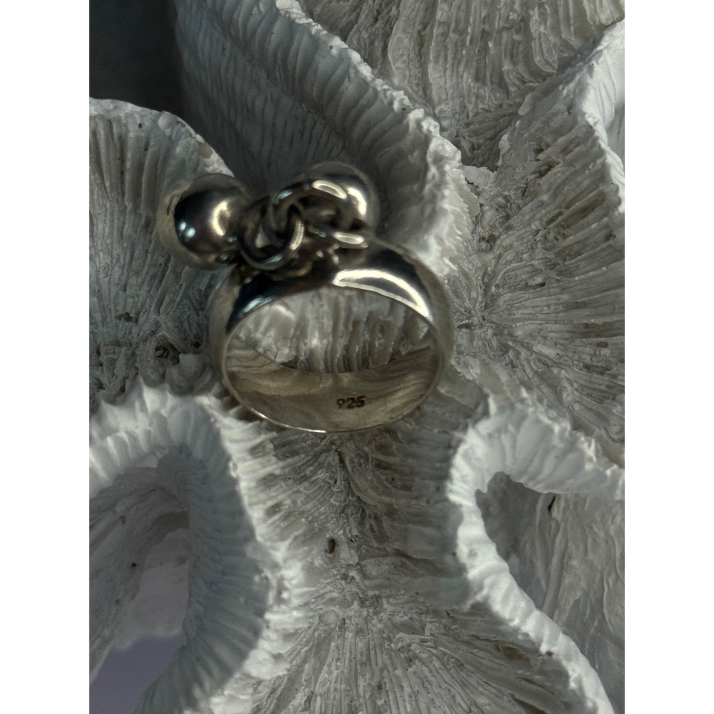 VINTAGE BELLS 925 STERLING SILVER RING SIZE 7