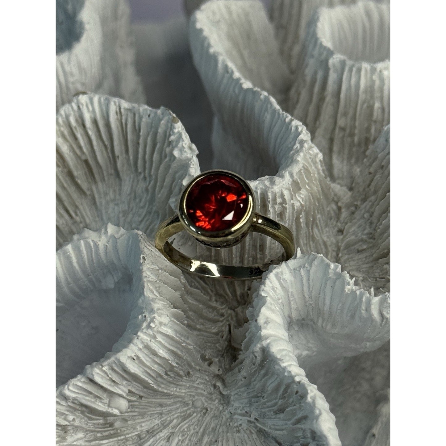 925 STERLING SILVER ORANGE CRYSTAL RING SIZE 7