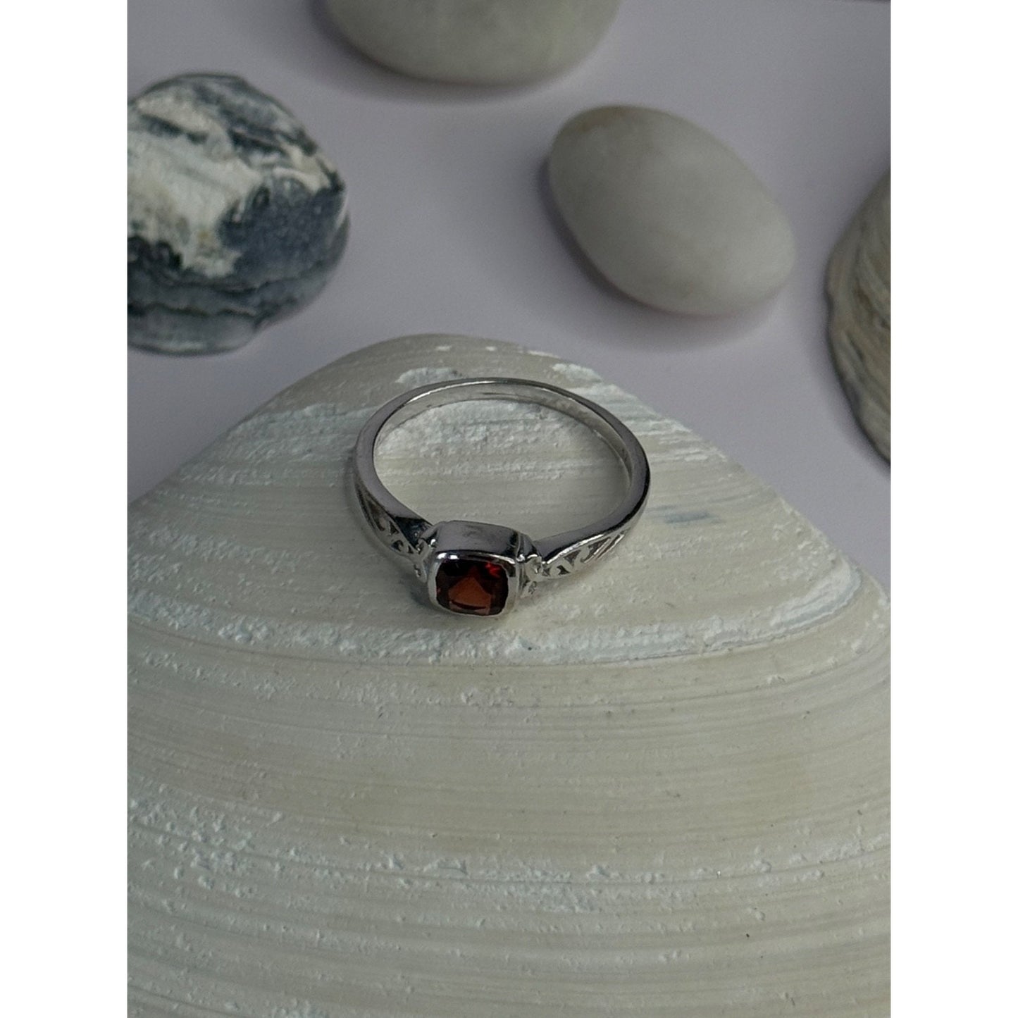 925 Sterling Silver Garnet Ring Size 8.5