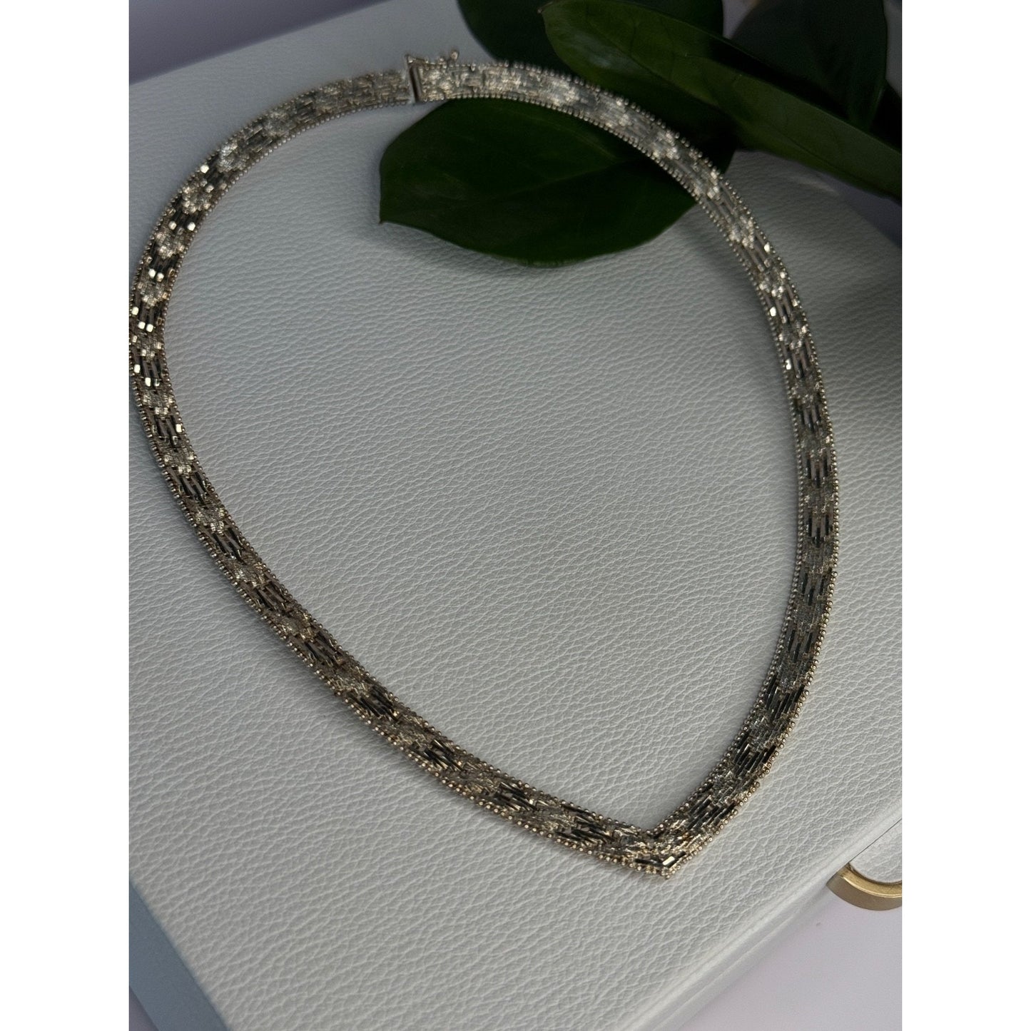 Elegant Italy 925 Sterling Silver Necklace Length 17.5 inch