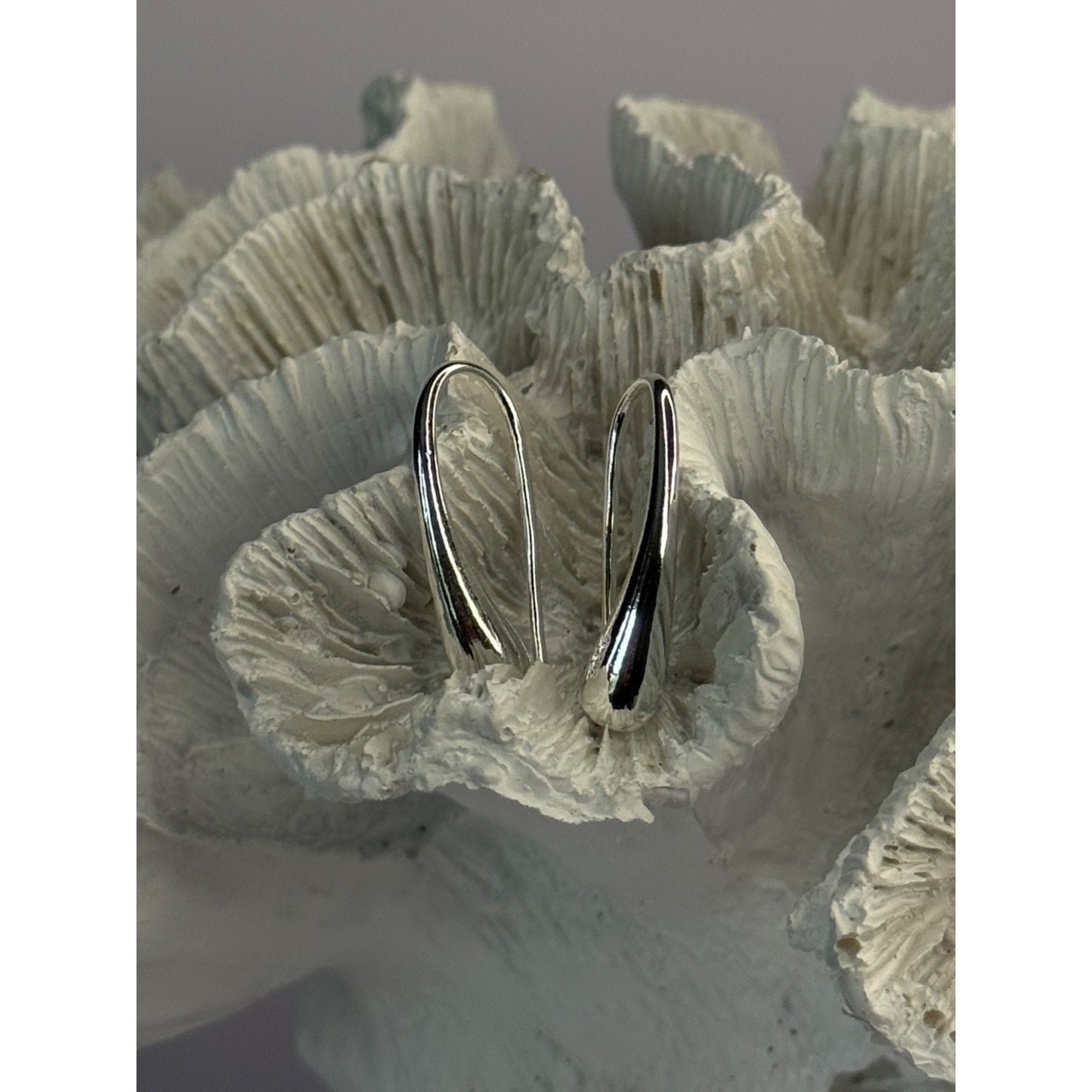 Elegant Design 925 Sterling Silver Earrings Length 1 inch