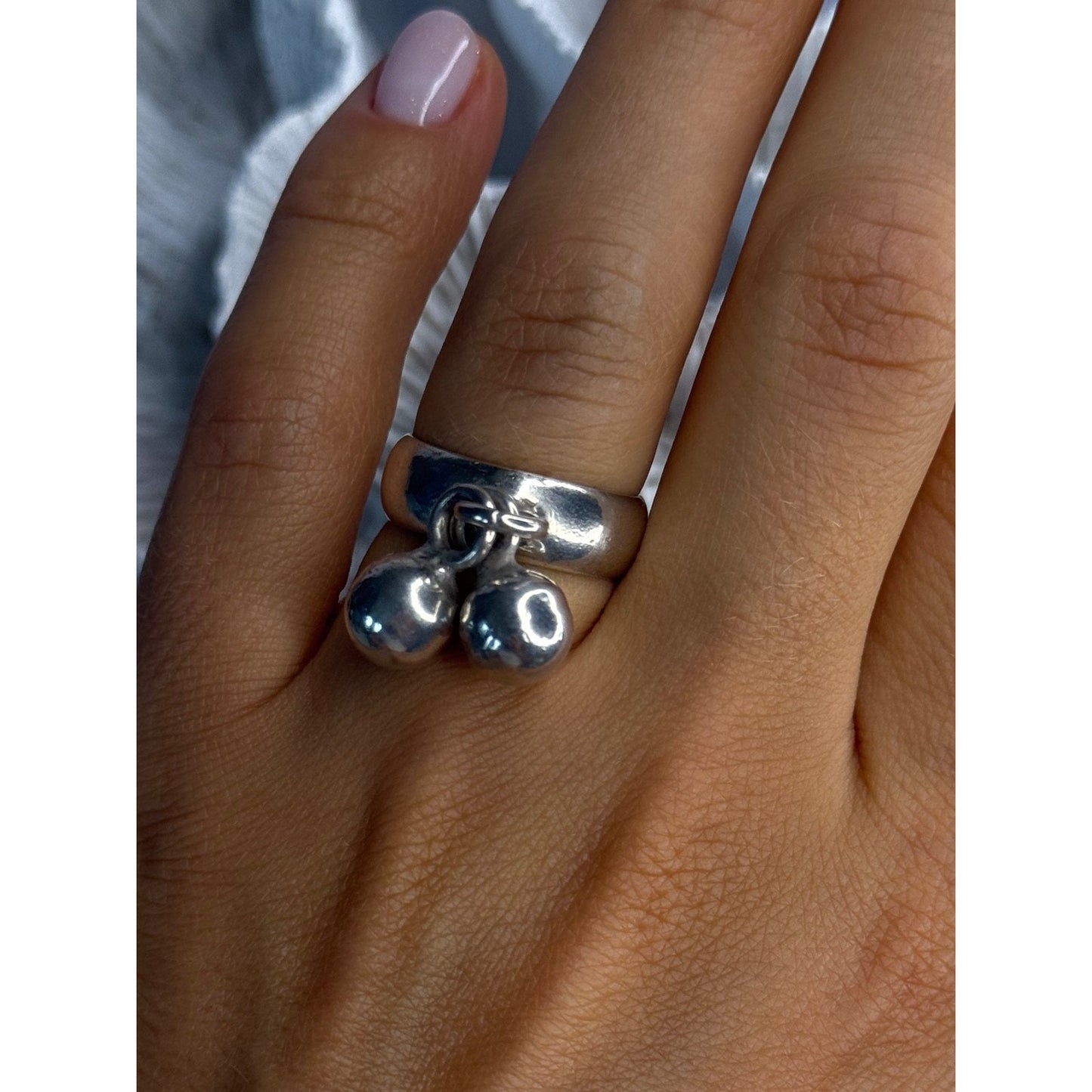 VINTAGE BELLS 925 STERLING SILVER RING SIZE 7
