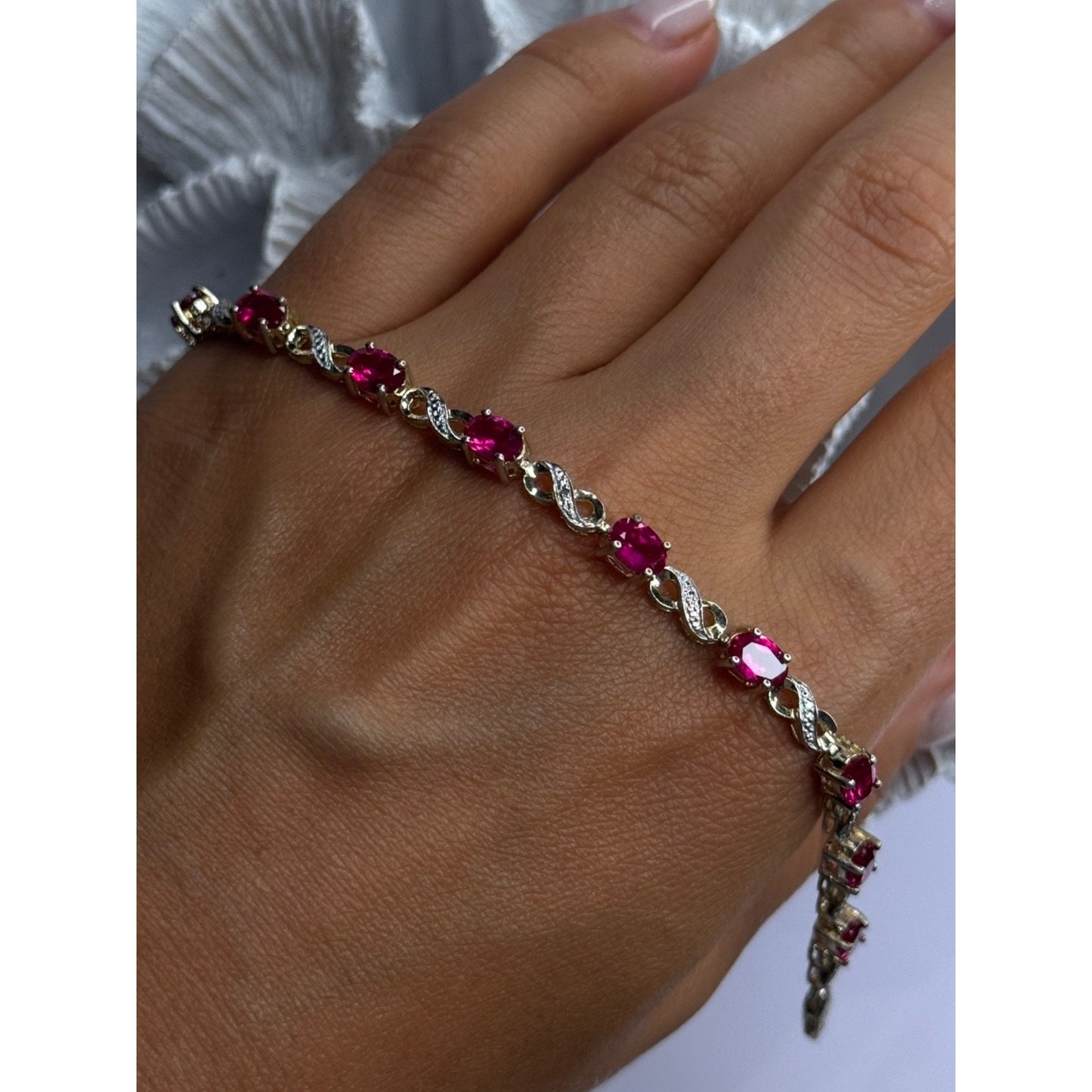 LOVELY 925 STERLING SILVER RUBY BRACELET LENGTH 7