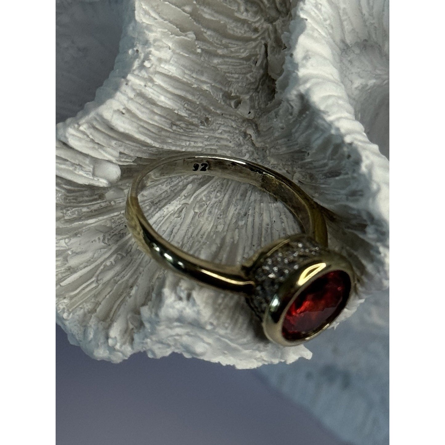 925 STERLING SILVER ORANGE CRYSTAL RING SIZE 7