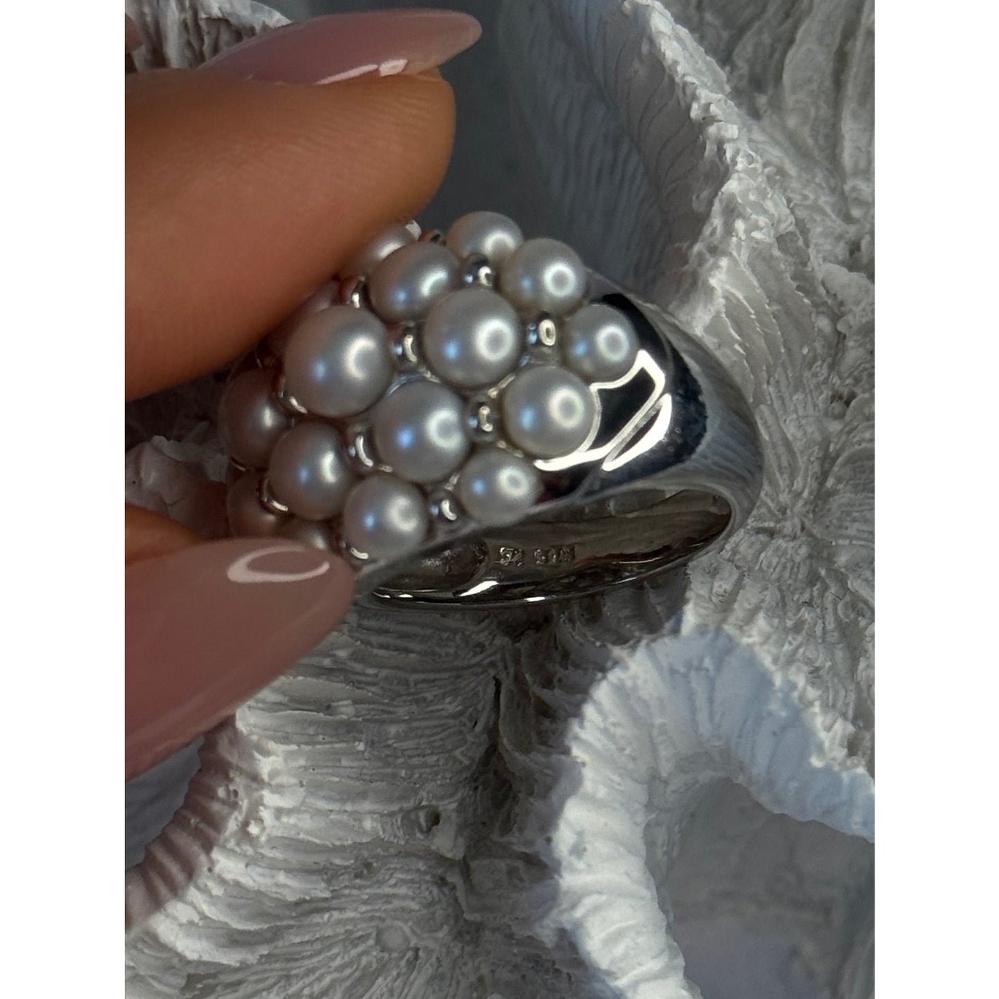 Elegant 925 Sterling Silver Pearl Ring Size 7
