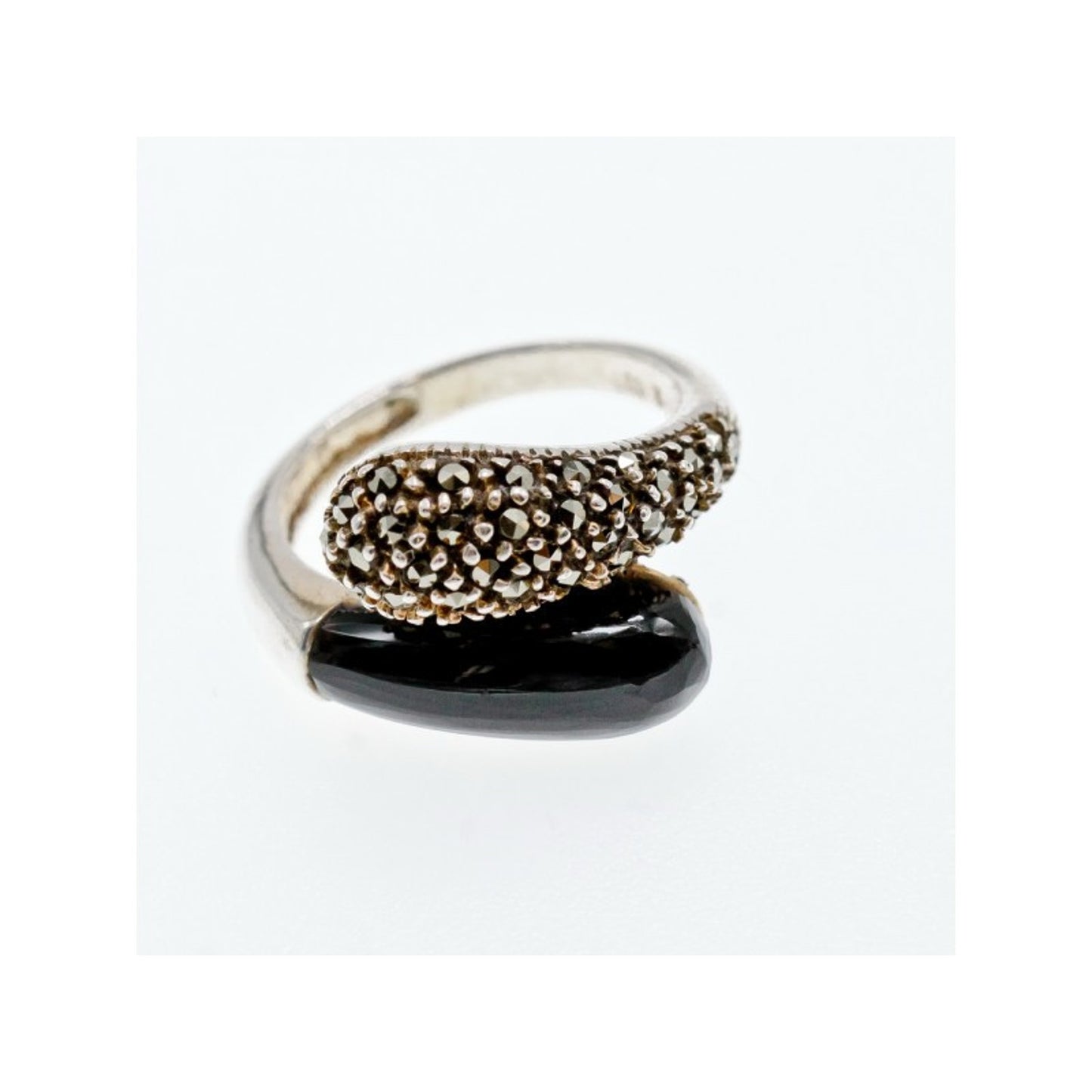 925 STERLING SILVER BLACK ONYX & MARCASITES RING SIZE 9
