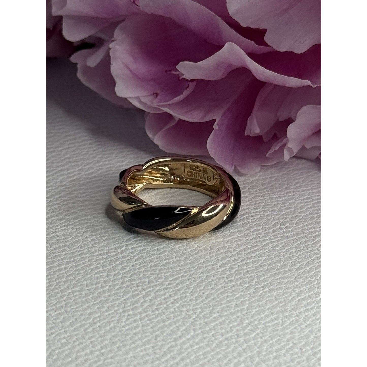 925 STERLING SILVER GOLD PLATED ONYX RING SIZE 8