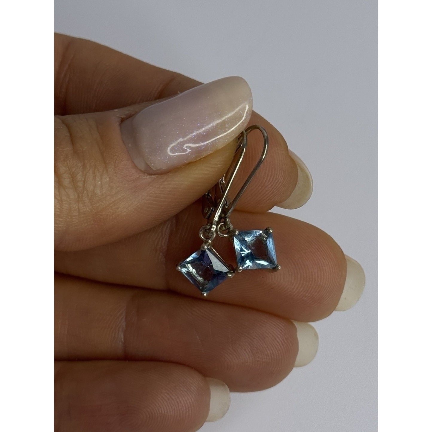 SHINY 925 STERLING SILVER TOPAZ EARRINGS LENGTH 1 INCH
