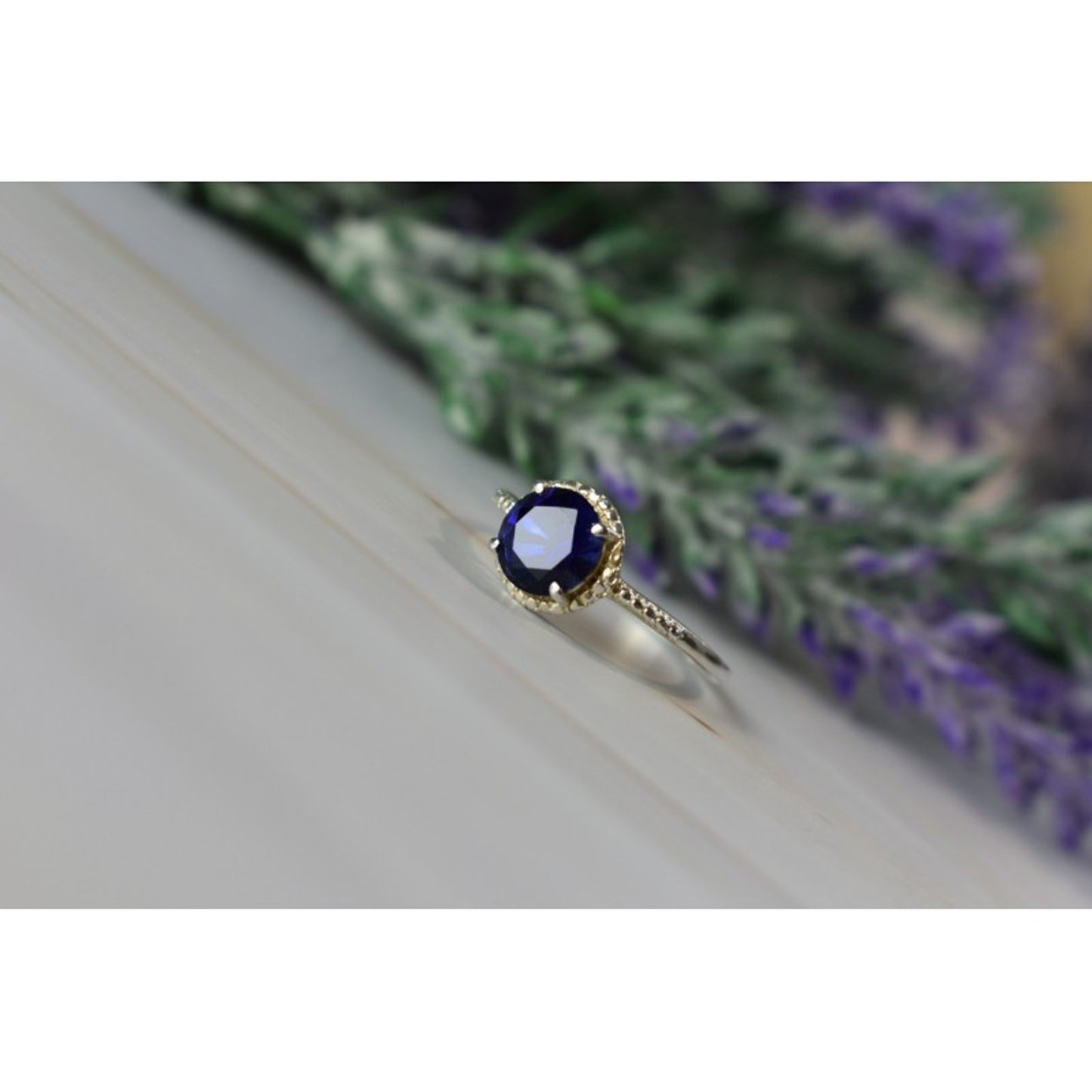 925 STERLING SILVER SAPPHIRE CLASSIC RING SIZE 8