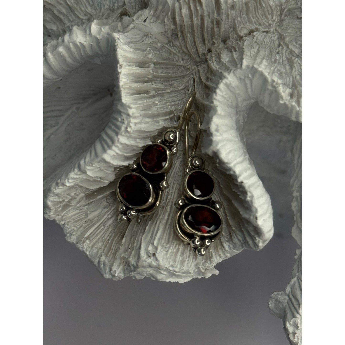 925 STERLING SILVER GARNET EARRINGS LENGTH 1.15 INCH