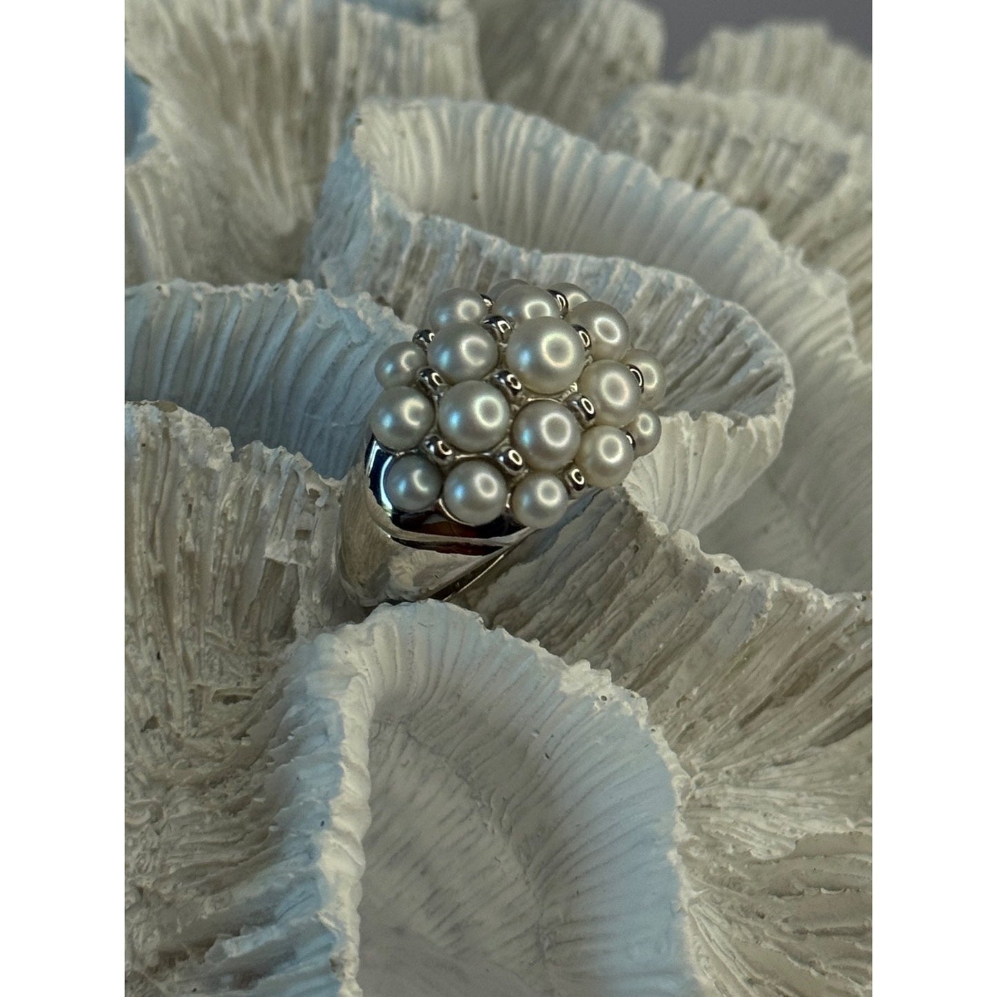 Elegant 925 Sterling Silver Pearl Ring Size 7