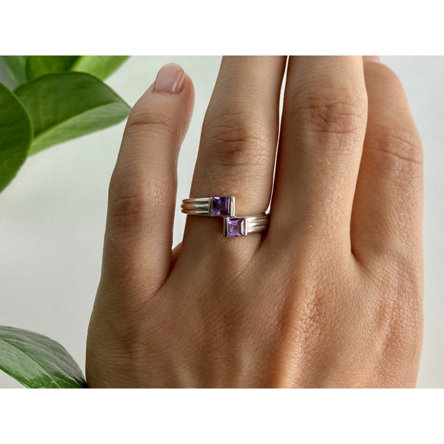 925 STERLING SILVER IOLITE RING SIZE 7