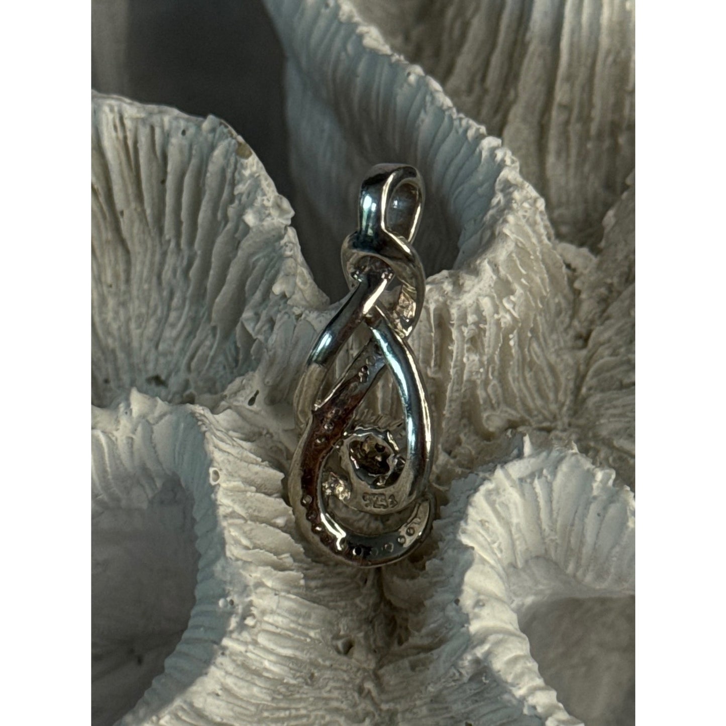 ELEGANT 925 STERLING SILVER DIAMONDS PENDANT LENGTH 1.10 INCH