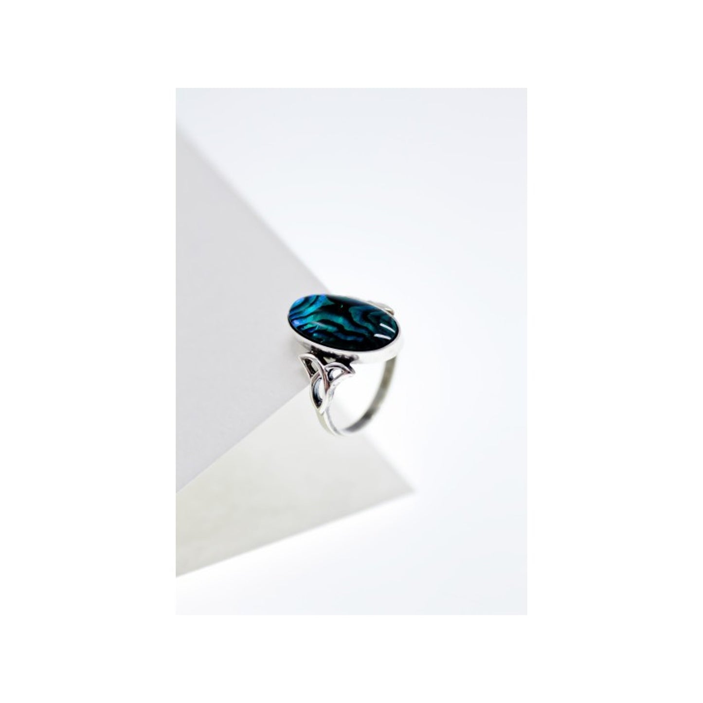 925 STERLING SILVER HALIOTIS RING SIZE 5