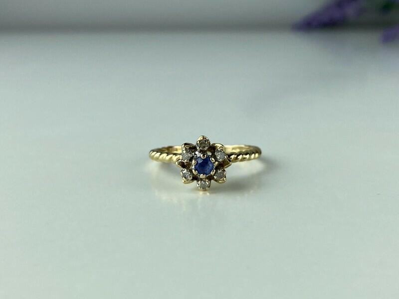 10K YELLOW GOLD TOPAZ & DIAMONDS RING SIZE 8