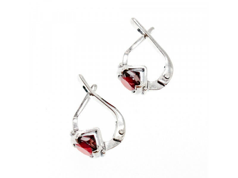 925 STERLING SILVER GARNET EARRINGS