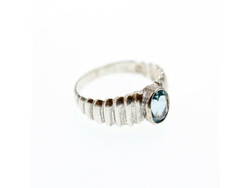 925 STERLING SILVER AQUAMARINE RING SIZE 7