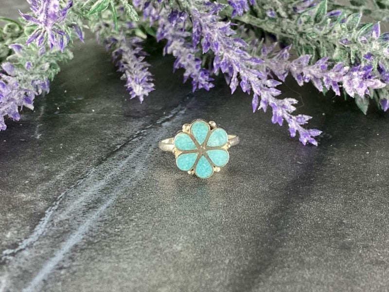 925 Sterling Silver Nephrite (Jade) Inserts "Flower" Ring Size 7.5
