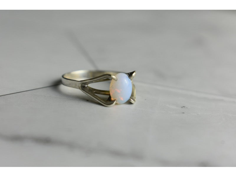 925 Sterling Silver Opal Ring Size 6.5