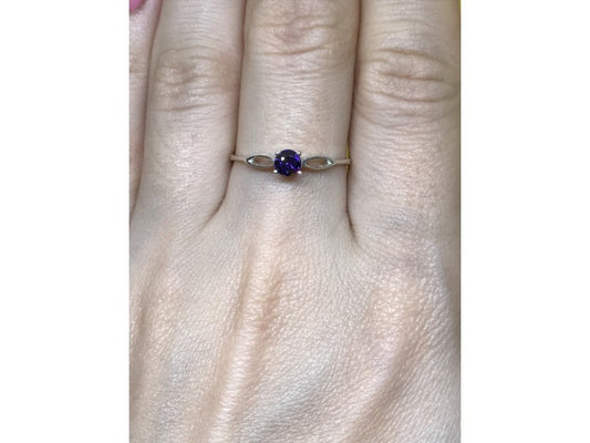 925 Sterling Silver Purple CZ Ring Size 8.5