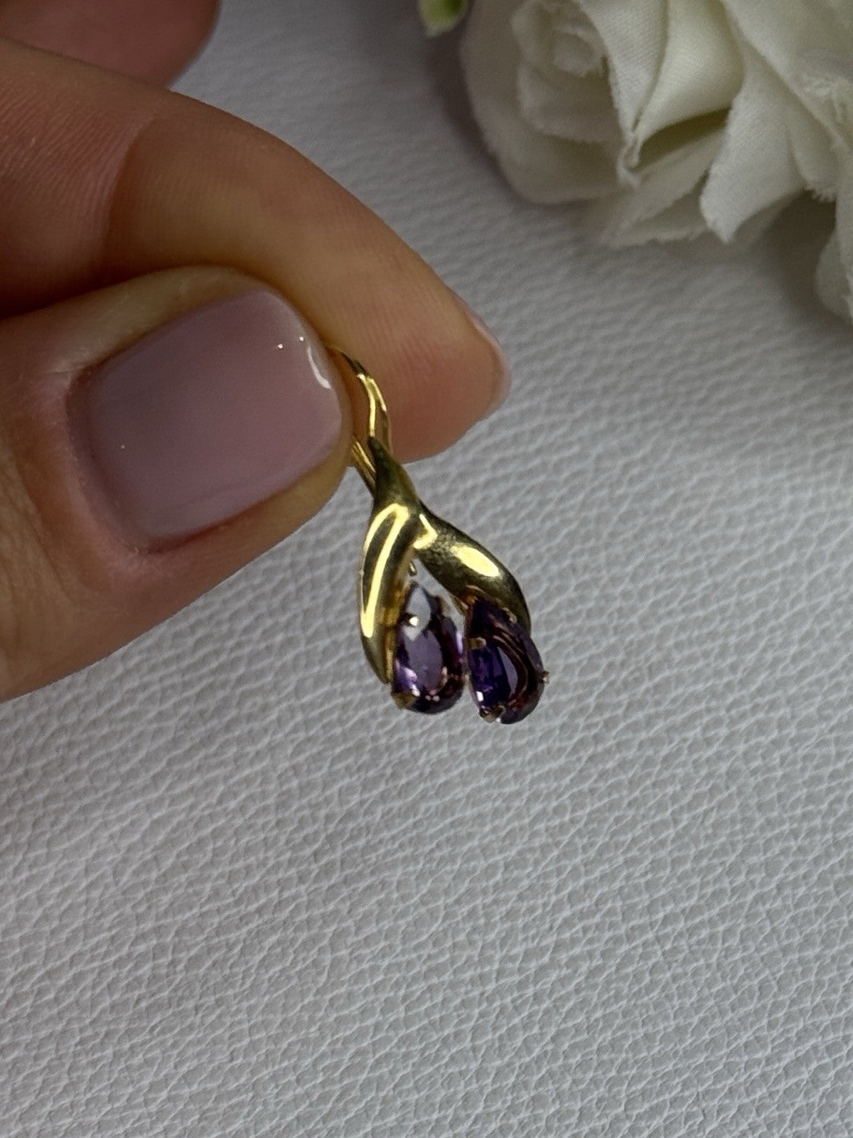 14K Yellow Gold Amethyst Earrings Length 0.90 inch